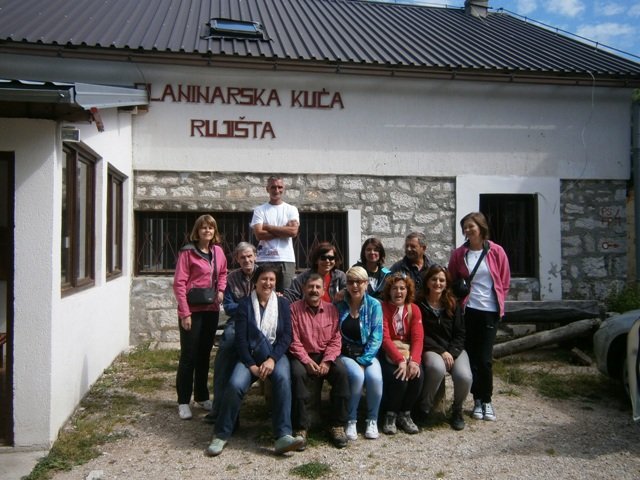 22 ispred Pl. doma na Rujištima