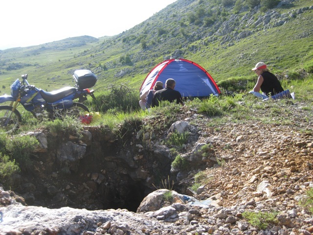 Jama pod Sovrom 1301m - Svilaja